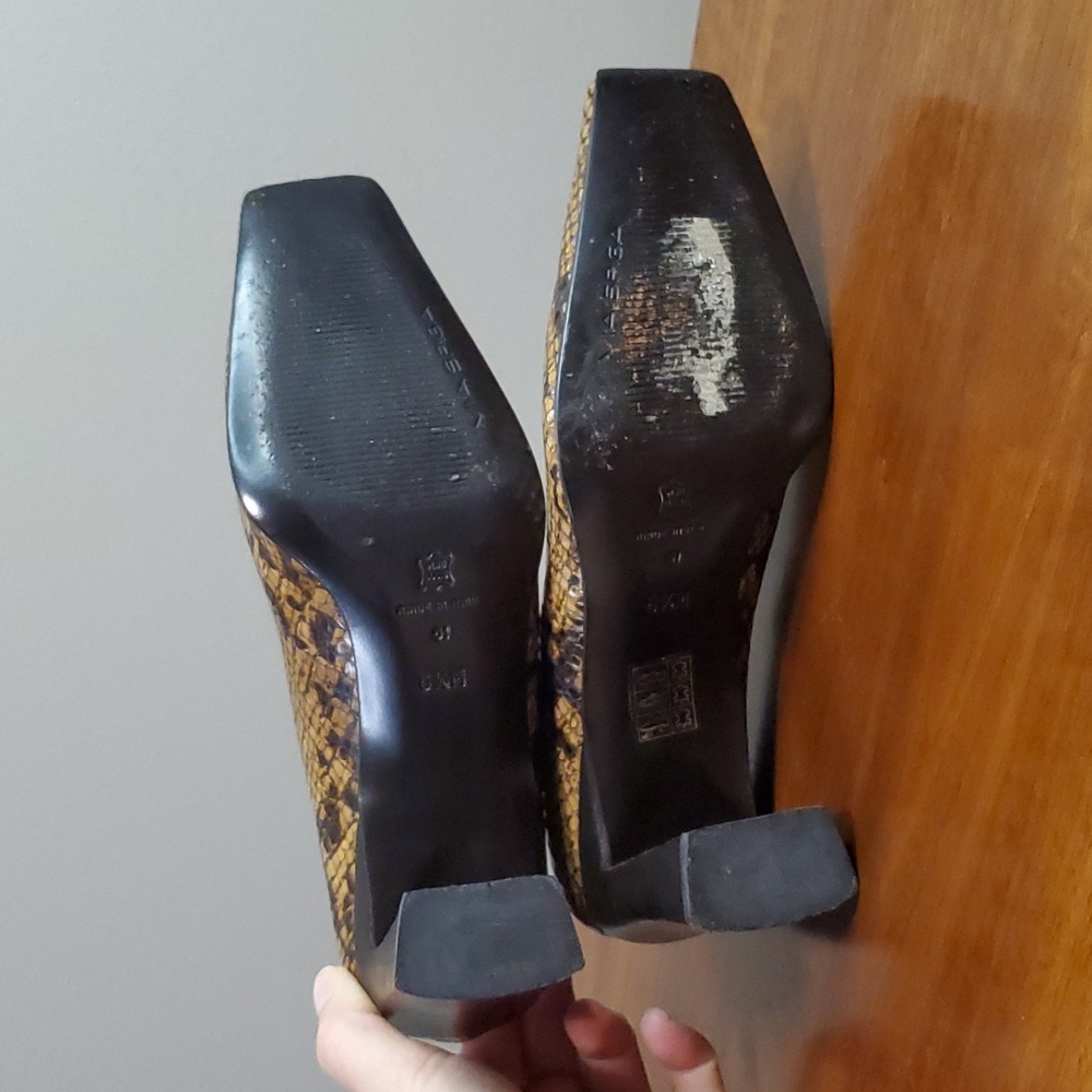 Via Spiga snakeskin pumps 6.5 - Picture 8 of 9